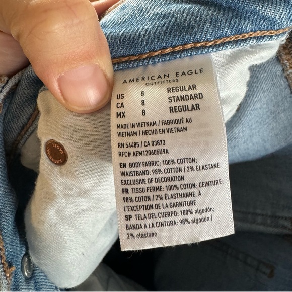 American Eagle Jeans - Picture 3 of 4